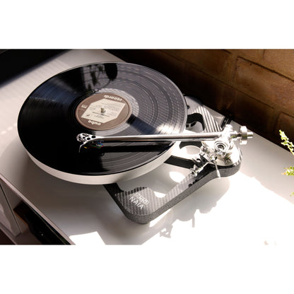 Rega Naia Reference Turntable
