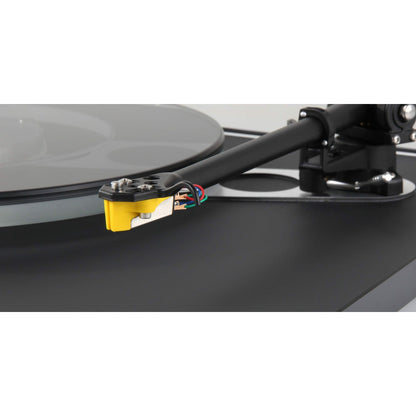 Rega Planar 6 Turntable