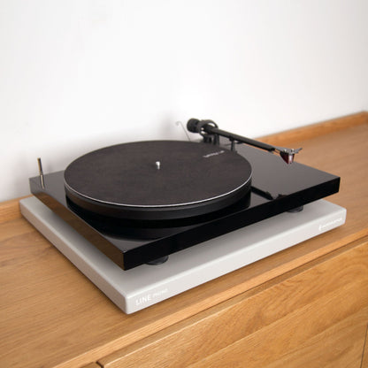 IsoAcoustics: Zazen I Turntable Isolation Platform - Line Phono Edition