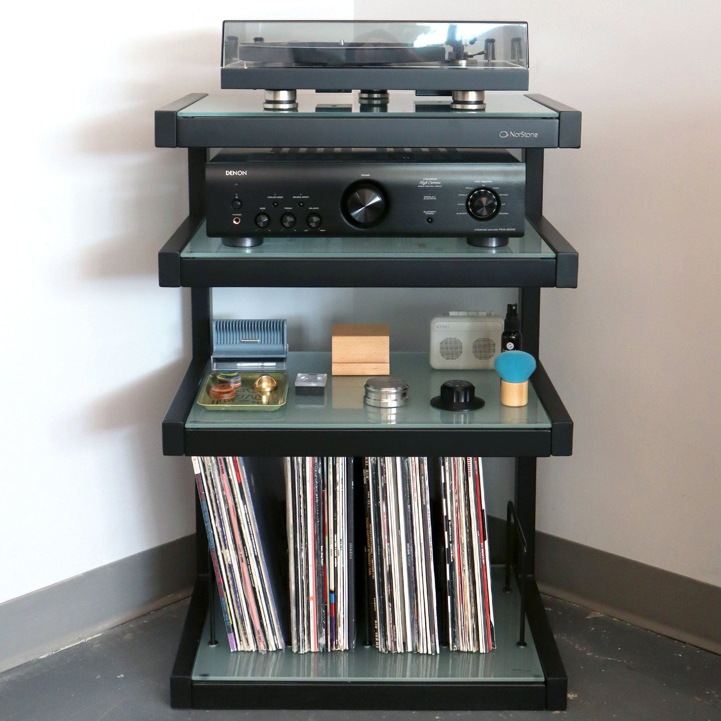 Norstone: ESSE Hifi Turntable + Vinyl Stand
