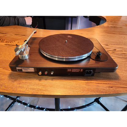 PRE-OWNED - VPI Cliffwood Turntable with Ortofon 2M Red - Truffle (SN: 16-0265)